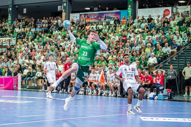OPEL Handball Bundesliga; HSG Wetzlar - SG BBM Bietigheim, 30.08.26 Marti Soler (HSG Wetzlar, 23), Djibril M Bengue (SG BBM Bietigheim, 33) OPEL Handball Bundesliga; HSG Wetzlar - SG BBM Bietigheim: Wetzlar, 30.08.26 Copyright: xBEAUTIFULxSPORTS Roeczeyx