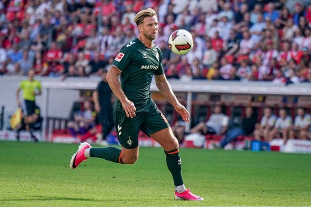 Deutschland: Fussball Bundesliga Saison 2026 - 2027, 1. Spieltag - SC Freiburg vs Werder Bremen - Europa Park Stadion (Freiburg): Niclas Füllkrug Niclas Fullkrug (Werder Bremen, 10) *** German Soccer Bundesliga 2026–2027 Season, Matchday 1: SC Freiburg vs. Werder Bremen at Europa-Park Stadium in Freiburg; Niclas Füllkrug (Niclas Fullkrug) of Werder Bremen, 10 Copyright: xJOERANxSTEINSIEKx