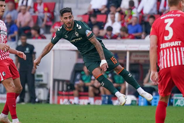 Deutschland: Fussball Bundesliga Saison 2026 - 2027, 1. Spieltag - SC Freiburg vs Werder Bremen - Europa Park Stadion (Freiburg): Ludovit Reis (Werder Bremen, 15) *** Germany Soccer Bundesliga 2026–2027 Season, Matchday 1: SC Freiburg vs. Werder Bremen at Europa-Park Stadium in Freiburg; Ludovit Reis (Werder Bremen), 15 Copyright: xJOERANxSTEINSIEKx