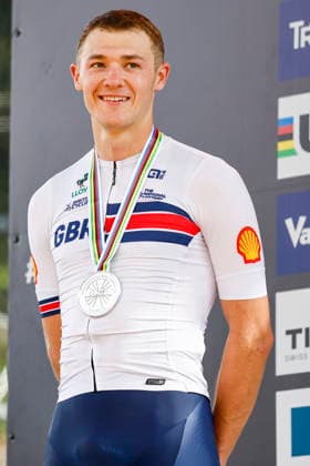 TRENTO, ITALY - AUGUST 30: Charlie Aldridge from Great Britain wears his Silver medal during the Uci Mountainbike World Championship, WM, Weltmeisterschaft - Men Elite Cross-County World Championships at Val di Sole on August 30, 2026 in Trento, Italy. Trento Val di Sole Trento Italy Copyright: xJustPictures.ch FrancescoxMinghettix jp-en-EuSpIm-JP6_FRM_UCIWC_ManXCO_30Aug_000356