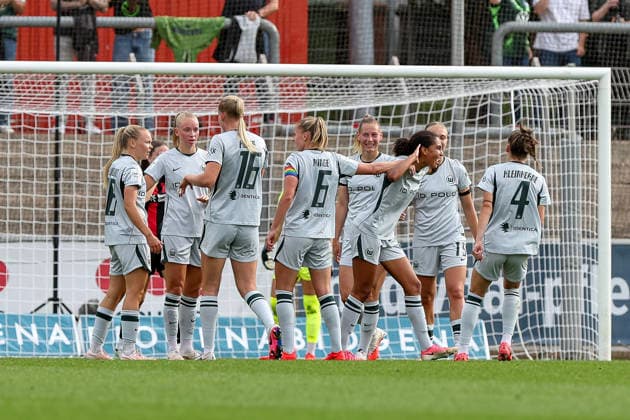 30.08.2026, GER, Fussball, Frauen, Google-Pixel Frauen- Bundesliga , Saison 2026 2027, Bayer 04 Leverkusen - VfL Wolfsburg Cora Zicai (WOB) Torjubel, jubelt nach ihrem Treffer zum 1:2 Leverkusen Ulrich-Haberland-Stadion Nordrhein-Westfalen Deutschland *** August 30, 2026, GER, Soccer, Women s, Google Pixel Women s Bundesliga, 2026–2027 season, Bayer 04 Leverkusen vs. VfL Wolfsburg, Cora Zicai (WOB) celebrates her goal, making the score 1–2, at Ulrich Haberland Stadium, North Rhine-Westphalia, Germany Copyright: xAdrianxSchlüterx