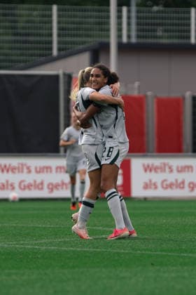Leverkusen, Germany August 30th 2026: Cora Zicai of VfL Wolfsburg during the Google Pixel Frauen Bundesliga game between Bayer 04 Leverkusen and VfL Wolfsburg at Ulrich - Haberland Stadium in Leverkusen, Germany (Leonie Kiehl SPP)  Copyright: xLeoniexKiehlx xSPPx spp-en-LeKiSp-SPP26_Leonie_20032026-1-6