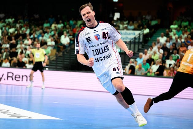 Wetzlar: HBL - 26 27 - HSG Wetzlar - SG BBM Bietigheim Till Hermann (Bietighiem) Jubel Freude Emotion Torjubel Torschuetze Torschütze Wetzlar Buderus Arena Deutschland