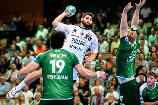 Wetzlar: HBL - 26 27 - HSG Wetzlar - SG BBM Bietigheim Doruk Pehlivan (Wetzlar), Marcus Norrbrink (Bietigheim), Tomas Piroch (Wetzlar) Wetzlar Buderus Arena Deutschland