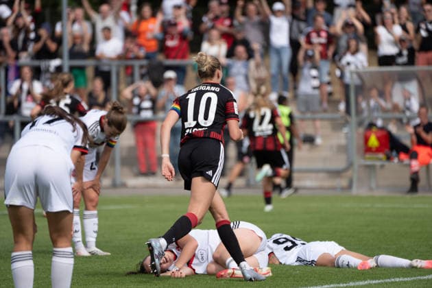 30.08.2026, xhfmx, Fussball Google Pixel Frauen-Bundesliga, Eintracht Frankfurt - 1.FC Nürnberg Frankfurt bejubelt das 1:1 durch Danique Tolhoek (Eintracht Frankfurt, 22) Tor, Goal, Jubel, Celebration Frankfurt am Main *** August 30, 2026, xhfmx, Soccer, Google Pixel, Women s Bundesliga, Eintracht Frankfurt vs. 1. FC Nürnberg; Frankfurt celebrates the 1-1 equalizer by Danique Tolhoek, Eintracht Frankfurt, 22nd goal, goal, celebration, Frankfurt am Main