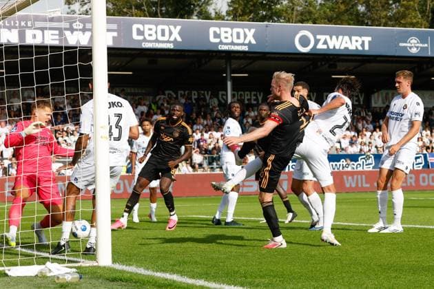 VELSEN-ZUID , 30-08-2026 , BUKO Stadion , season 2026 2027 , Dutch Eredivisie football , match between Telstar and Ajax , Picture shows Ajax player Davy Klaassen scoring the 0-1 Telstar - Ajax  x206250145x Copyright: