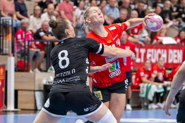 Halle, Deutschland 30.August 2026: Im v. li. im Zweikampf Ida Petzold (Metzingen) und Marie Polakova (Halle) Handball Bundesliga Frauen, Saison 2026 2027 SV Union Halle-Neustadt vs.TuS Metzingen Halle Saale Copyright: xEibner-Pressefotox EP_EER