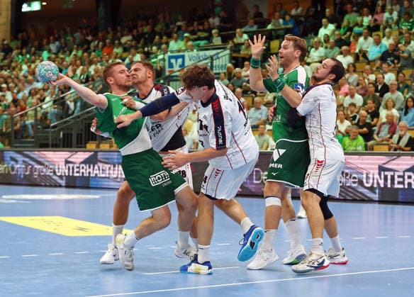 30.08.2026, xovx, Handball Opel Handball-Bundesliga, HSG Wetzlar - SG BBM Bietigheim v.l. Dominik Mappes (HSG Wetzlar), Jonas Josef (SG BBM Bietigheim), Fynn-Luca Nicolaus (SG BBM Bietigheim), Petter Överby (HSG Wetzlar), Dominik Claus (SG BBM Bietigheim) Wetzlar Buderus Arena Hessen Deutschland (DE)