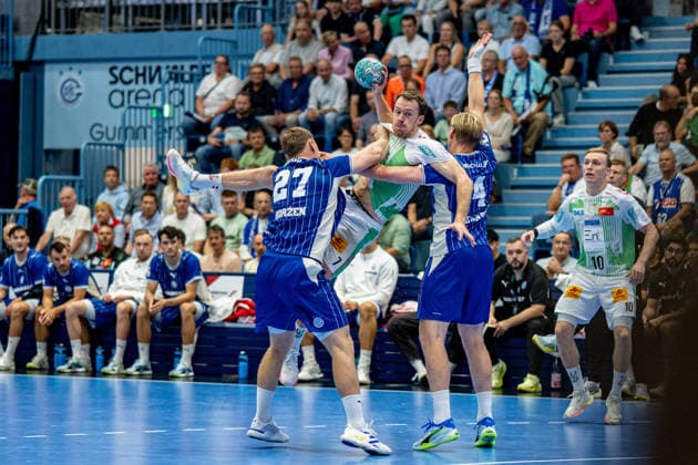 Opel Handball Bundesliga, VfL Gummersbach - SC Magdeburg, 30.08.2026 Kristjan HorÅ¾en (VfL Gummersbach 27), Felix Claar (SC Magdeburg 7), Ellidi Vidarsson (VfL Gummersbach 4), Gisli Thorgeir Kristjansson (SC Magdeburg 10), ; Opel Handball Bundesliga, VfL Gummersbach - SC Magdeburg, 30.08.2026 Copyright: xBEAUTIFULxSPORTS Erlhofx