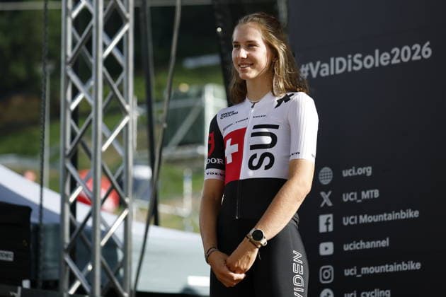 30.08.2026, Daolasa di Commezzadura, Val di Sole Bikeland, 2026 UCI MTB World Championship, WM, Weltmeisterschaft Men U23 s XCO (cross country olympic) Anina Hutter from Switzerland, 2nd place and silver medal of the Women U23 s Cross Country Olympic World Championships 2026 Daolasa di Commezzadura Val di Sole Bikeland Trento Italy Copyright: xJustPictures.ch FrancescoxMinghettix jp-en-FrMi-_NG_2402