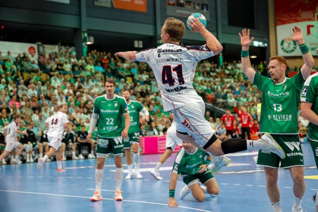 Till Hermann (SG BBM Bietigheim, 41) bei erfolgreichem Torwurf HSG Wetzlar vs SG BBM Bietigheim, Handball, OPEL-HBL, 01. Spieltag, Saison 2026 2027, 30.08.26 HSG Wetzlar vs SG BBM Bietigheim, Handball, OPEL-HBL, 01. Spieltag, Saison 2026 2027, 30.08.26 Wetzlar Copyright: xEibner-Pressefotox EP_JHR