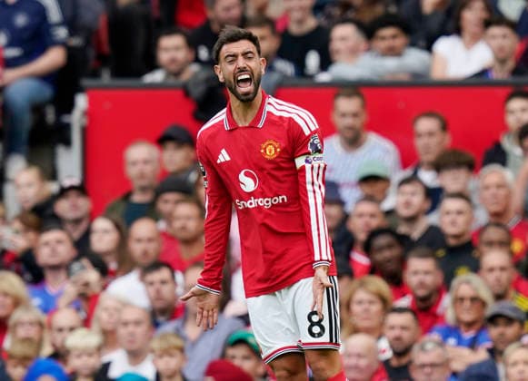 Manchester, England, 30th August 2026. Bruno Fernandes of Manchester United, ManU during the Manchester United vs Ipswich Town Premier League match at Old Trafford, Manchester. Picture credit should read: Andrew Yates Sportimage EDITORIAL USE ONLY. No use with unauthorised audio, video, data, fixture lists, club league logos or live services. Online in-match use limited to 120 images, no video emulation. No use in betting, games or single club league player publications. SPI_027_AY_Man_Utd_Ipswich SPI-4945-0027