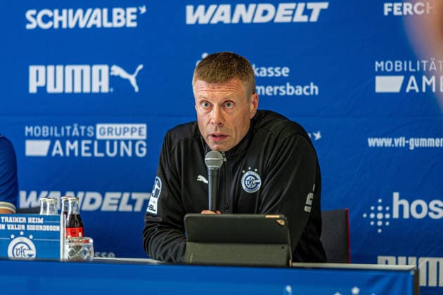 Opel Handball Bundesliga, VfL Gummersbach - SC Magdeburg, 30.08.2026 Gudjon Valur Sigurdsson (Trainer des VfL Gummersbach) in der Pressekonferenz; Opel Handball Bundesliga, VfL Gummersbach - SC Magdeburg, 30.08.2026 Copyright: xBEAUTIFULxSPORTS Erlhofx