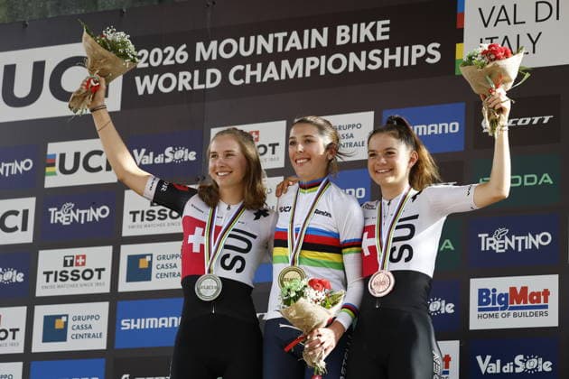 30.08.2026, Daolasa di Commezzadura, Val di Sole Bikeland, 2026 UCI MTB World Championship, WM, Weltmeisterschaft Men U23 s XCO (cross country olympic) Anina Hutter from Switzerland, 2nd place and silver medal, Valentina Corvi from Italy, 1st place, World Champion and gold medal and Monique Halter, 3rd place and bronze medal of the Women U23 s Cross Country Olympic World Championships 2026 Daolasa di Commezzadura Val di Sole Bikeland Trento Italy Copyright: xJustPictures.ch FrancescoxMinghettix jp-en-FrMi-_NG_2455