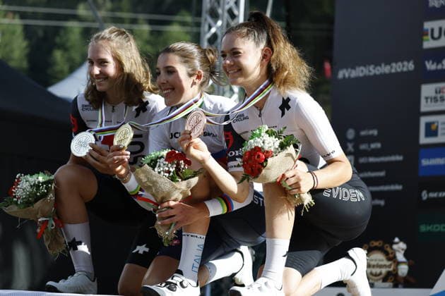 30.08.2026, Daolasa di Commezzadura, Val di Sole Bikeland, 2026 UCI MTB World Championship, WM, Weltmeisterschaft Men U23 s XCO (cross country olympic) Anina Hutter from Switzerland, 2nd place and silver medal, Valentina Corvi from Italy, 1st place, World Champion and gold medal and Monique Halter, 3rd place and bronze medal of the Women U23 s Cross Country Olympic World Championships 2026 Daolasa di Commezzadura Val di Sole Bikeland Trento Italy Copyright: xJustPictures.ch FrancescoxMinghettix jp-en-FrMi-_NG_2491