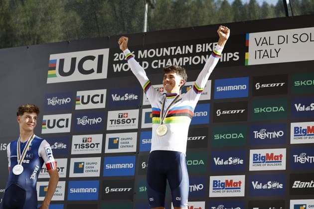 30.08.2026, Daolasa di Commezzadura, Val di Sole Bikeland, 2026 UCI MTB World Championship, WM, Weltmeisterschaft Men U23 s XCO (cross country olympic) Nael Rouffiac from France, 1st place, World Champion and gold medal of the Men U23 s Cross Country Olympic World Championships 2026 Daolasa di Commezzadura Val di Sole Bikeland Trento Italy Copyright: xJustPictures.ch FrancescoxMinghettix jp-en-FrMi-_NG_2627