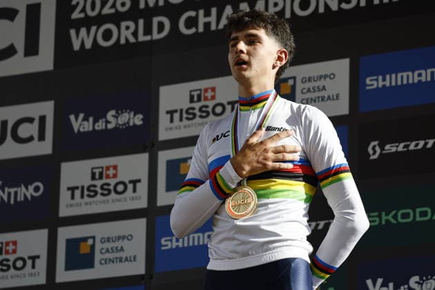 30.08.2026, Daolasa di Commezzadura, Val di Sole Bikeland, 2026 UCI MTB World Championship, WM, Weltmeisterschaft Men U23 s XCO (cross country olympic) Nael Rouffiac from France, 1st place, World Champion and gold medal of the Men U23 s Cross Country Olympic World Championships 2026 Daolasa di Commezzadura Val di Sole Bikeland Trento Italy Copyright: xJustPictures.ch FrancescoxMinghettix jp-en-FrMi-_NG_2658