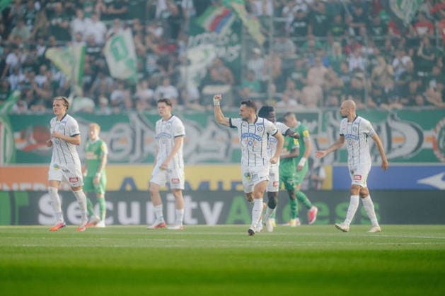 SOCCER - BL, Rapid vs Sturm VIENNA,AUSTRIA,30.AUG.26 - SOCCER - ADMIRAL Bundesliga, SK Rapid Wien vs SK Sturm Graz. Image shows the rejoicing of Juergen Heil (Sturm).  GEPAxpictures xAlexanderxSolc