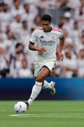 RECORD DATE NOT STATED Jude Bellingham (Real Madrid CF) controls the ball during the LaLiga EA Sports match between Real Madrid CF and Malaga CF at Estadio Santiago BernabÃ u on August 30, 2026 in Madrid, Spain. (Photo by Manu Reino DeFodi Images) -