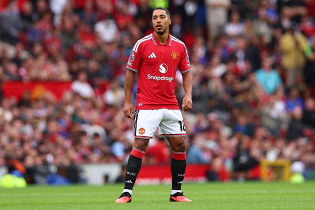 Manchester United, ManU v Ipswich Town, Premier League Youri Tielemans of Manchester United during the Manchester United v Ipswich Town Premier League match at Old Trafford, Manchester, England on 30 August 2026 Credit: Ryan Crockett Every Second Media Editorial use only. All images are copyright Every Second Media Limited. No images may be reproduced without prior permission. All rights reserved. Premier League and Football League images are subject to licensing agreements with Football DataCo Limited. see https: www.football-dataco.com Copyright: xIMAGO EveryxSecondxMediax ESM-2125-0032 RyanxCrockettx xEveryxSecondxMediax
