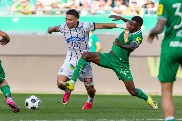 SOCCER - BL, Rapid vs Sturm VIENNA,AUSTRIA,30.AUG.26 - SOCCER - ADMIRAL Bundesliga, SK Rapid Wien vs SK Sturm Graz. Image shows Jacob Hoedl (Sturm) and Romeo Amane (Rapid).  GEPAxpictures xPhilippxBrem