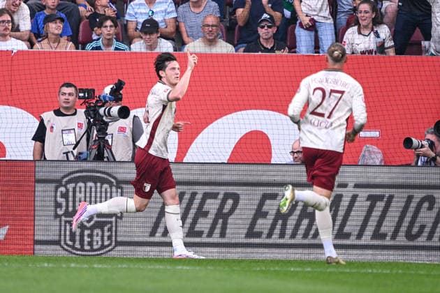 30.08.2026, Fussball, Saison 2026 2027, Bundesliga, FC Augsburg - FC Schalke 04, Michael Gregoritsch (FC Augsburg) freut sich über das Tor zum 1:0, xRHR-FOTO YYx *** August 30, 2026, Soccer, 2026–2027 Season, Bundesliga, FC Augsburg vs. FC Schalke 04, Michael Gregoritsch of FC Augsburg celebrates his goal to make it 1–0, xRHR PHOTO YYx Copyright: KROEGER RHR-FOTOx RHR-FOTO YY