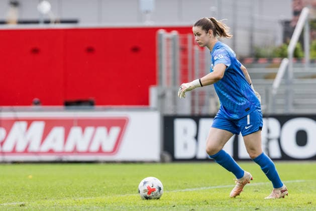 GOOGLE PIXEL Frauen-Bundesliga, Bayer 04 Leverkusen - VfL Wolfsburg; 30.08.2026 Stina Johannes (VfL Wolfsburg, 1) am Ball GOOGLE PIXEL Frauen-Bundesliga, Bayer 04 Leverkusen - VfL Wolfsburg, Leverkusen, Ulrich-Haberland-Stadion am 30.08.2026 DFB REGULATIONS PROHIBIT ANY USE OF PHOTOGRAPHS AS IMAGE SEQUENCES AND OR QUASI-VIDEO. *** GOOGLE PIXEL Women s Bundesliga, Bayer 04 Leverkusen vs. VfL Wolfsburg, August 30, 2026, Stina Johannes, VfL Wolfsburg, 1 on the ball, GOOGLE PIXEL Women s Bundesliga, Bayer 04 Leverkusen vs. VfL Wolfsburg, Leverkusen, Ulrich Haberland Stadium on August 30, 2026. DFB regulations prohibit any use of photographs as image sequences and or quasi-video. Copyright: xBEAUTIFULxSPORTS Wunderlx