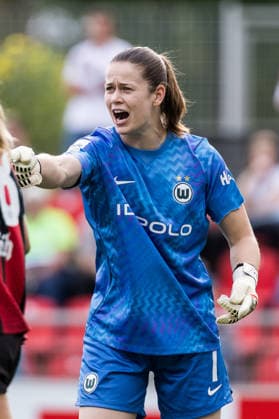 GOOGLE PIXEL Frauen-Bundesliga, Bayer 04 Leverkusen - VfL Wolfsburg; 30.08.2026 Stina Johannes (VfL Wolfsburg, 1) brüllt und gestikuliert GOOGLE PIXEL Frauen-Bundesliga, Bayer 04 Leverkusen - VfL Wolfsburg, Leverkusen, Ulrich-Haberland-Stadion am 30.08.2026 DFB REGULATIONS PROHIBIT ANY USE OF PHOTOGRAPHS AS IMAGE SEQUENCES AND OR QUASI-VIDEO. *** GOOGLE PIXEL Women s Bundesliga, Bayer 04 Leverkusen vs. VfL Wolfsburg, August 30, 2026; Stina Johannes of VfL Wolfsburg, 1, is shouting and gesturing; GOOGLE PIXEL Women s Bundesliga, Bayer 04 Leverkusen vs. VfL Wolfsburg, Leverkusen, Ulrich Haberland Stadium on August 30, 2026. DFB regulations prohibit any use of photographs as image sequences and or quasi-video. Copyright: xBEAUTIFULxSPORTS Wunderlx