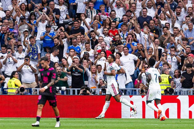ESP: Real Madrid CF v Malaga CF - La Liga EA Sports Jode Bellingham of Real Madrid celebrates his goal during La Liga EA Sports match between Real Madrid and Malaga CF at Estadio Santiago Bernabeu on August 30, 2026 in Madrid, Spain. Madrid Madrid Spain Football Copyright: xAlejandroxMatiasx