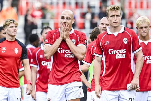 Antwerp s Michael Frey looks dejected after losing a soccer match between Royal Antwerp FC and Sint-Truidense V.V., Sunday 30 August 2026 in Antwerp, on day 4 of the 2026-2027 Jupiler Pro League first division of the Belgian championship. TOM GOYVAERTS TomxGoyvaerts  x184758729x