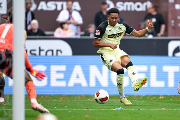 2. Bundesliga - FC St. Pauli - 1. FC Kaiserslautern am 30.08.2026 im Millerntor-Stadion in Hamburg Tor zum 1:0 Torschuetze Torschütze Erencan Yardimci (1.FC Kaiserslautern mit den Treffer zum 0:1. *** 2. Bundesliga: FC St. Pauli 1, FC Kaiserslautern 1 on August 30, 2026, at Millerntor Stadium in Hamburg. Goal: 1–0, scored by Erencan Yardimci. FC Kaiserslautern scored the goal to make it 0–1. MT