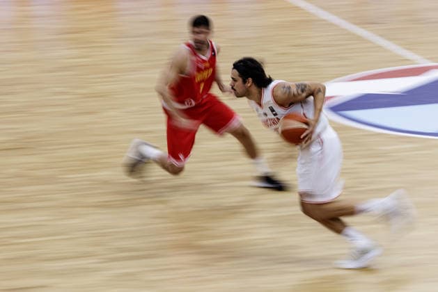 BASKETBALL - FIBA EuroBasket, quali, AUT vs MKD VIENNA,AUSTRIA,30.AUG.26 - BASKETBALL - FIBA EuroBasket 2029 Pre-Qualifier, Austria vs North Macedonia. Image shows Vojdan Stojanovski (MKD) and Erol Ersek (AUT).  GEPAxpictures xArminxRauthner