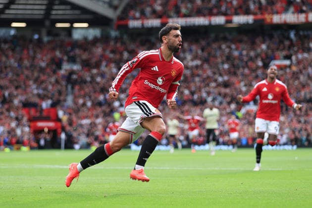 Football - Premier League - Manchester United, ManU v Ipswich Town 30th August 2026 - Premier League - Manchester United v Ipswich Town - Bruno Fernandes of Manchester United celebrates after scoring their 1st goal - Photo: Simon Stacpoole Offside. Manchester UK Copyright: xSimonxStacpoolexOffside