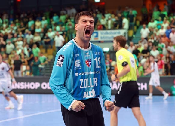 30.08.2026, xovx, Handball Opel Handball-Bundesliga, HSG Wetzlar - SG BBM Bietigheim Martin Tomovski (SG BBM Bietigheim) bejubelt den 35:33 Sieg in Wetzlar Wetzlar Buderus Arena Hessen Deutschland (DE)