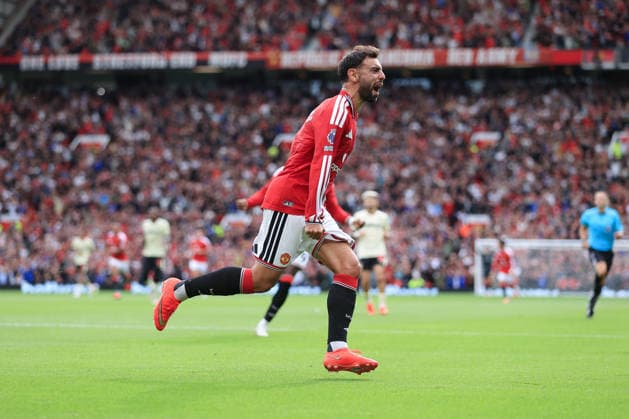 Football - Premier League - Manchester United, ManU v Ipswich Town 30th August 2026 - Premier League - Manchester United v Ipswich Town - Bruno Fernandes of Manchester United celebrates after scoring their 1st goal - Photo: Simon Stacpoole Offside. Manchester UK Copyright: xSimonxStacpoolexOffside