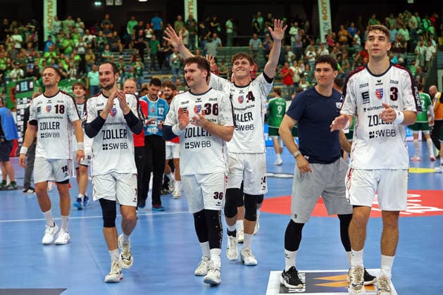 30.08.2026, xovx, Handball Opel Handball-Bundesliga, HSG Wetzlar - SG BBM Bietigheim Die Spieler des SC BBM Bietigheim bejubeln den 35:33 Sieg in Wetzlar Wetzlar Buderus Arena Hessen Deutschland (DE)