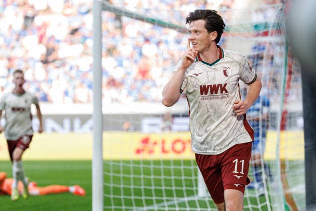 Michael Gregoritsch (11, FC Augsburg) Tor zum 1 : 0 beim Spiel zwischen FC Augsburg v FC Schalke 04, Fussball, Herren, Bundesliga, 2026 2027, 1.Spieltag am 30.08.2026 in Augsburg, WWK ARENA. DFL and DFB regulations prohibit any use of photographs as image sequences and or quasi-video. Bayern Deutschland *** Michael Gregoritsch 11, FC Augsburg, scores the 1-0 goal in the match between FC Augsburg and FC Schalke 04, soccer, men s, Bundesliga, 2026–2027, Matchday 1 on August 30, 2026, in Augsburg, WWK ARENA. DFL and DFB regulations prohibit any use of photographs as image sequences and or quasi-video. Bavaria, Germany