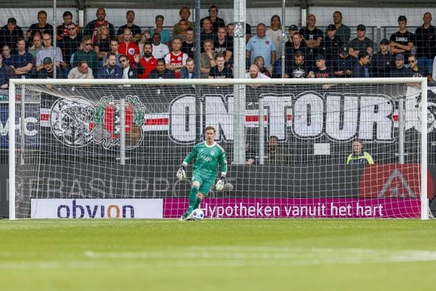 VELSEN, 30-08-2026 , BUKO Stadium , season 2026 2027 , Dutch Eredivisie football , match between Telstar and Ajax , picture shows Ajax goalkeeper Marc Andre ter Stegen Telstar - Ajax  x206254988x Copyright: