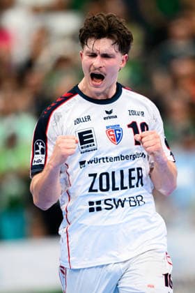 Wetzlar: HBL - 26 27 - HSG Wetzlar - SG BBM Bietigheim Jonas Josef (Bietigheim) Jubel Freude Emotion Torjubel Torschuetze Torschütze Wetzlar Buderus Arena Deutschland