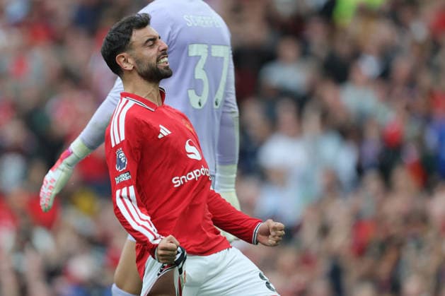 Manchester United, ManU v Ipswich Town - Premier League 2026 27 Bruno Fernandes of Manchester United celebrates 3rd goal during the Premier League 2026 27 match between Manchester United and Ipswich Town at Old Trafford on August 30, 2026 in Manchester, England. WARNING! This Photograph May Only Be Used For Newspaper And Or Magazine Editorial Purposes. May Not Be Used For Publications Involving 1 player, 1 Club Or 1 Competition Without Written Authorisation From Football DataCo Ltd. For Any Queries, Please Contact Football DataCo Ltd on +44 (0) 207 864 9121 Manchester Old Trafford England United Kingdom Copyright: xAllstarxPicturexLibraryxLtdx