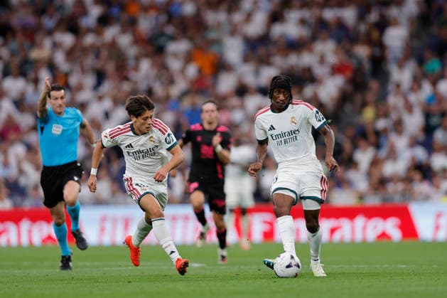 RECORD DATE NOT STATED Yan Diomande (Real Madrid CF) controls the ball during the LaLiga EA Sports match between Real Madrid CF and Malaga CF at Estadio Santiago BernabÃ u on August 30, 2026 in Madrid, Spain. (Photo by Manu Reino DeFodi Images) -