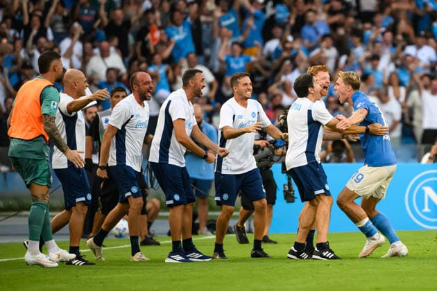 Rasmus Hojlund of SSC Napoli celebrates with team mates after scoring the goal of 1-1 during the Serie A 2025 2026 football match between SSC Napoli and Como 1907 at Diego Armando Maradona stadium in Naples (Italy), August 30, 2026. AndreaxStaccioli