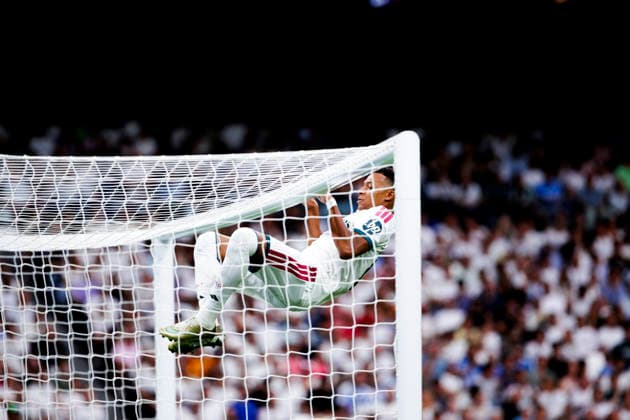 LA LIGA EA Sports - Real Madrid vs Malaga MADRID, SPAIN - August 30:Kylian Mbappe of Real Madrid hangs from the crossbar. during the La Liga 2026 27 match between Real Madrid and Malaga at Santiago Bernabeu Stadium. (Photo by Guille Martinez f22photo) Madrid Santiago Bernabeu Stadium Spain Copyright: xGuillermoxMartinezx