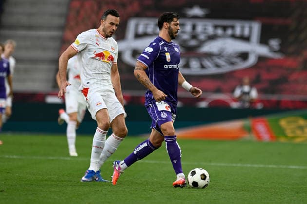 20260830 FC Red Bull Salzburg v FK Austria Wien - Admiral Bundesliga SALZBURG, AUSTRIA - AUGUST 30: Haris Tabakovic of Salzburg and Aleksandar Dragovic of Austria Wien during the Admiral Bundesliga match between FC Red Bull Salzburg and FK Austria Wien at Red Bull Arena on August 30, 2026 in Salzburg, Austria. Salzburg Red Bull Arena Salzburg Austria
