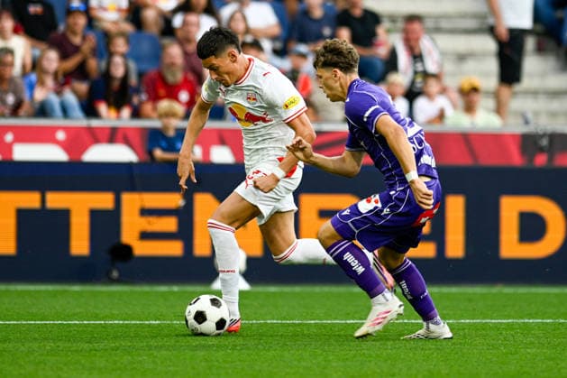 20260830 FC Red Bull Salzburg v FK Austria Wien - Admiral Bundesliga SALZBURG, AUSTRIA - AUGUST 30: Damir Redzic of Salzburg and Matteo Schablas of Austria Wien during the Admiral Bundesliga match between FC Red Bull Salzburg and FK Austria Wien at Red Bull Arena on August 30, 2026 in Salzburg, Austria. Salzburg Red Bull Arena Salzburg Austria