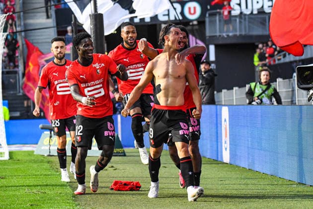 FOOTBALL : Stade Rennais vs Le Mans FC - Ligue 1 - JournÃ e 2 - 30 08 2026 Joie des joueurs du Stade Rennais aprÃ s le but de Esteban Lepaul (Stade Rennais) RennesFrance  Copyright: xBaptistexAutissierx