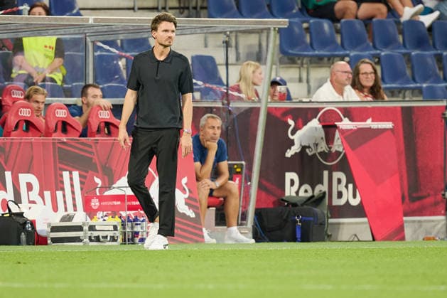 Salzburg, Österreich 30. August 2026: ADMIRAL Bundesliga - 2026 2027 - Sp. 5 - FC Red Bull Salzburg gegen FK Austria Wien Im Bild: Trainer Danny Röhl Roehl (RB) Red Bull Arena Copyright: xFotostandx xWassmuthx