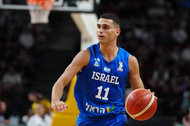 August 30, 2026, Riga, Latvija: YAM MADAR of Israel competes during the FIBA Basketball World Cup 2027 European Qualifiers Second Round Ã‚Â· Group K match between Latvia and Israel at Xiaomi Arena, in Riga, Latvia, August 30, 2026 Riga Latvija - ZUMAp305 20260830_zip_p305_034 Copyright: xEdijsxPalensx