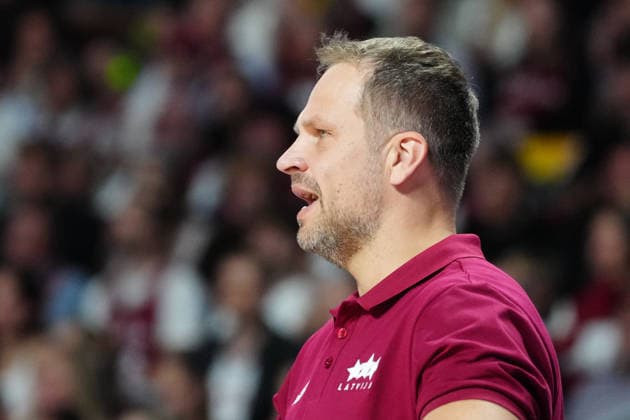 August 30, 2026, Riga, Latvija: Head Coach of Latvia JANIS GAILITIS reacts during the FIBA Basketball World Cup 2027 European Qualifiers Second Round Ã‚Â· Group K match between Latvia and Israel at Xiaomi Arena, in Riga, Latvia, August 30, 2026 Riga Latvija - ZUMAp305 20260830_zip_p305_035 Copyright: xEdijsxPalensx
