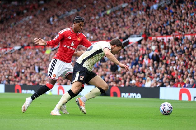 Football - Premier League - Manchester United, ManU v Ipswich Town 30th August 2026 - Premier League - Manchester United v Ipswich Town - Dara O Shea of Ipswich Town battles with Marcus Rashford of Manchester United - Photo: Simon Stacpoole Offside. Manchester UK Copyright: xSimonxStacpoolexOffside